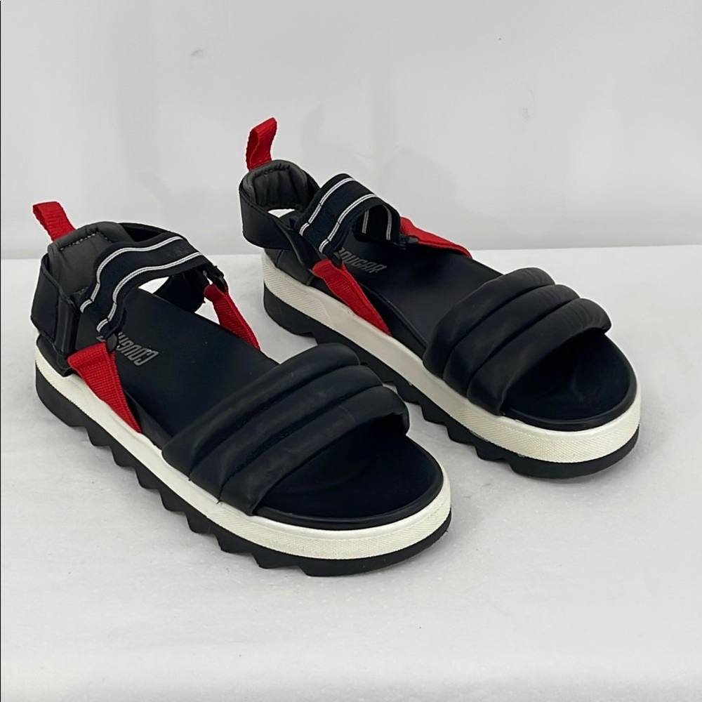 COUGAR PIPPY WOMENS SIZE 9M Black and Red Platform Sandals